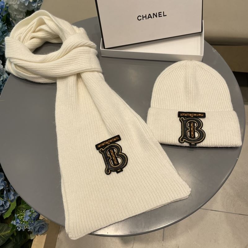 Burberry Caps Scarfs